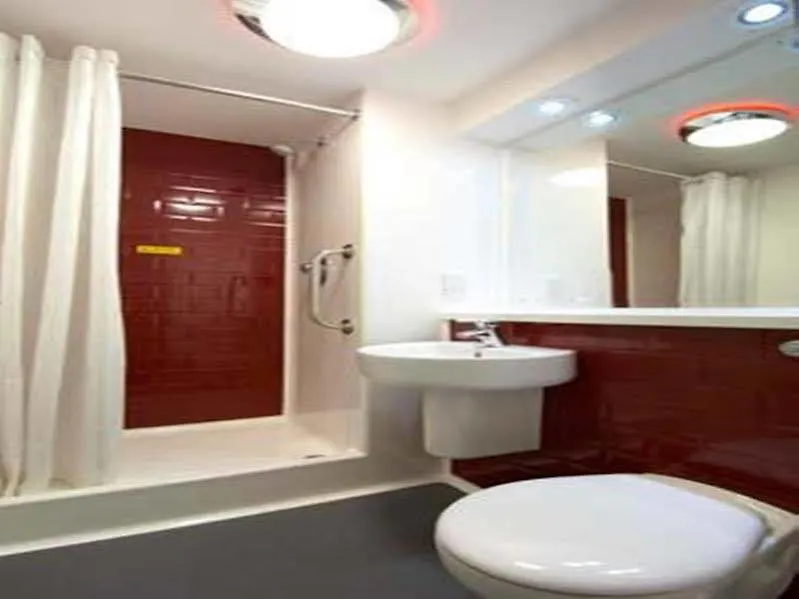 Hotel Travelodge Excel Londra